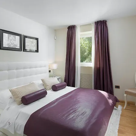 Vlastelini I Holiday home